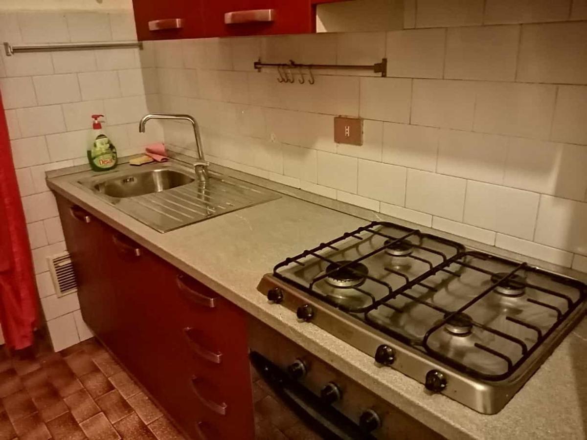 Apartamento Galeazzi Private House Milano Exterior foto