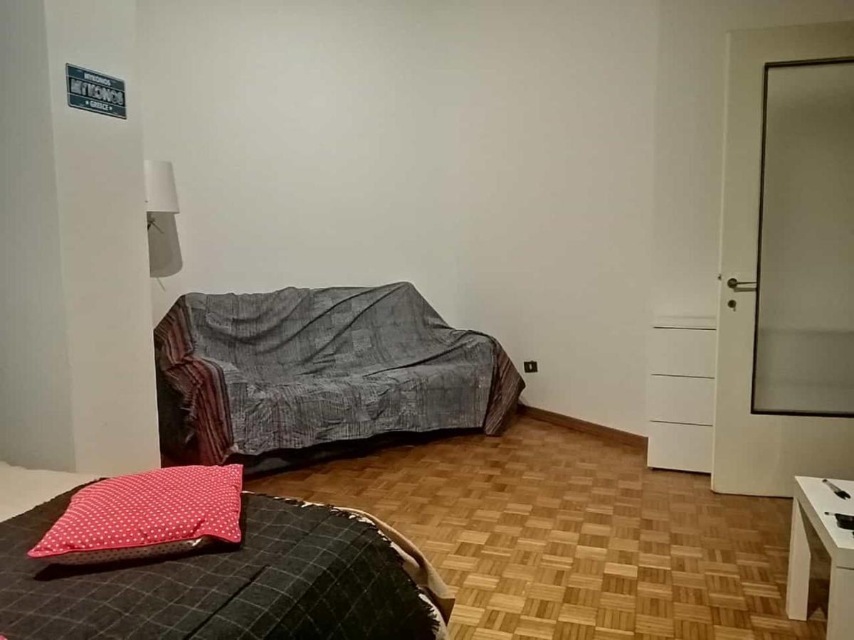 Apartamento Galeazzi Private House Milano Exterior foto