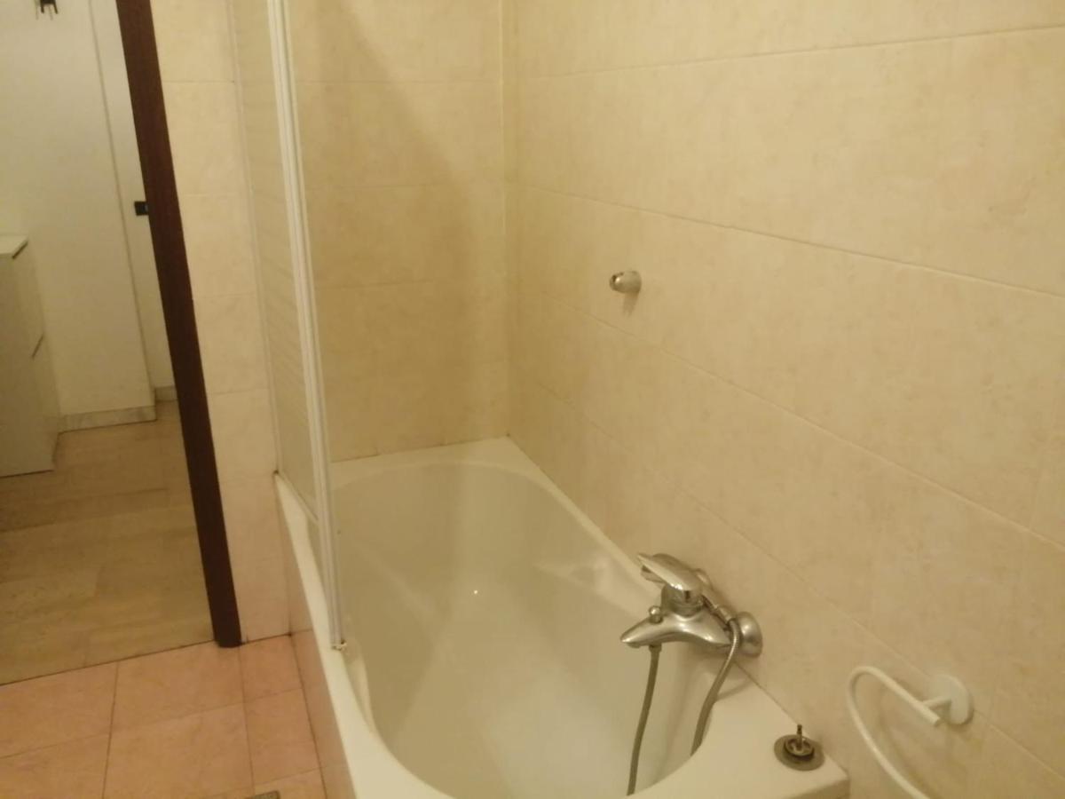 Apartamento Galeazzi Private House Milano Exterior foto