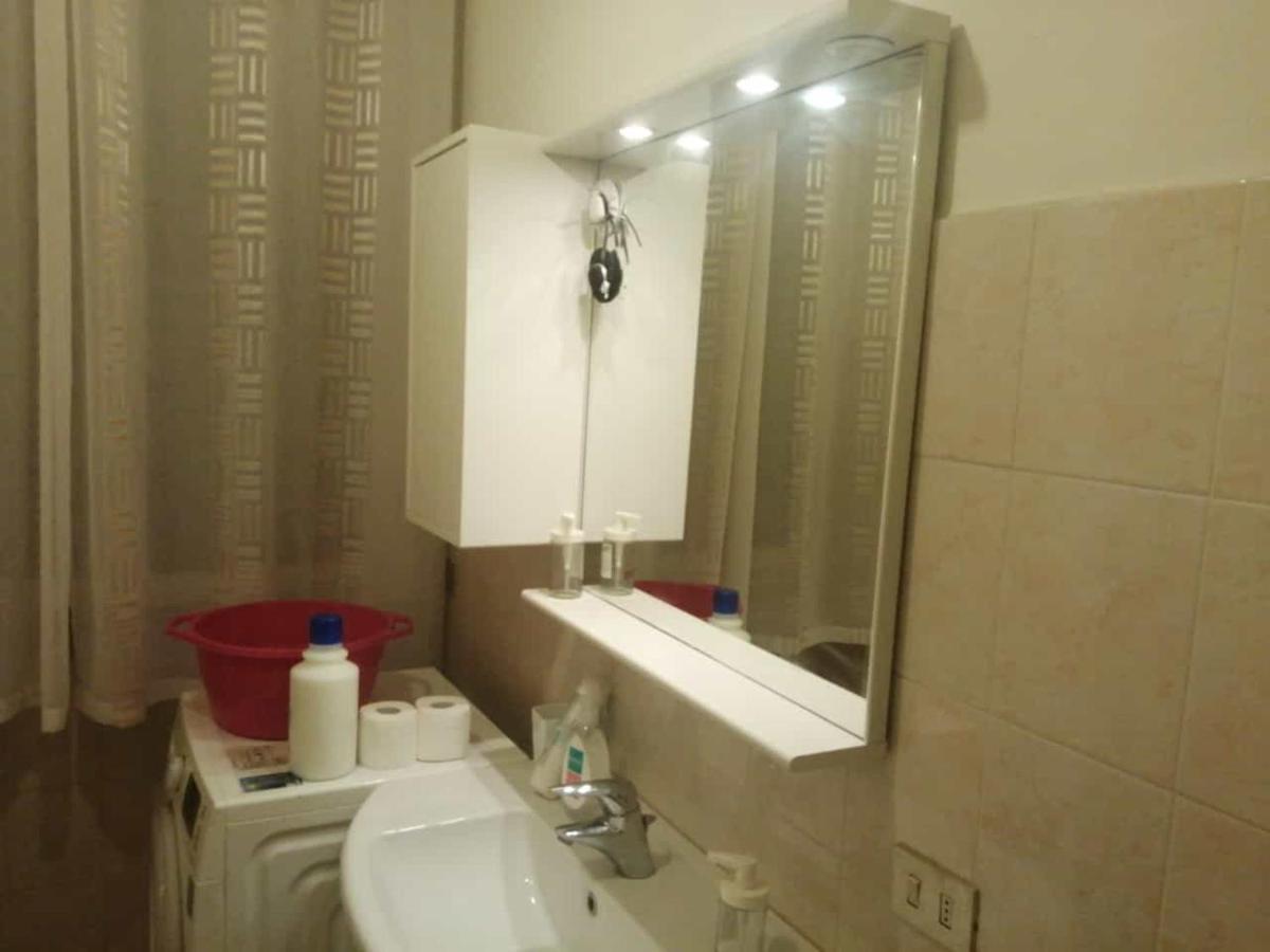 Apartamento Galeazzi Private House Milano Exterior foto